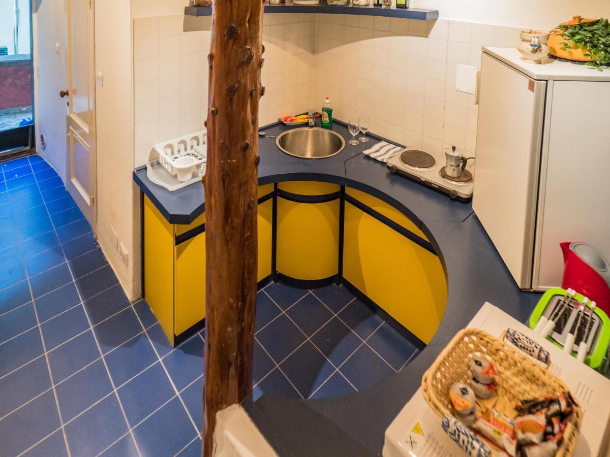 Refilea Sea View Tower Villa Вернацца Экстерьер фото